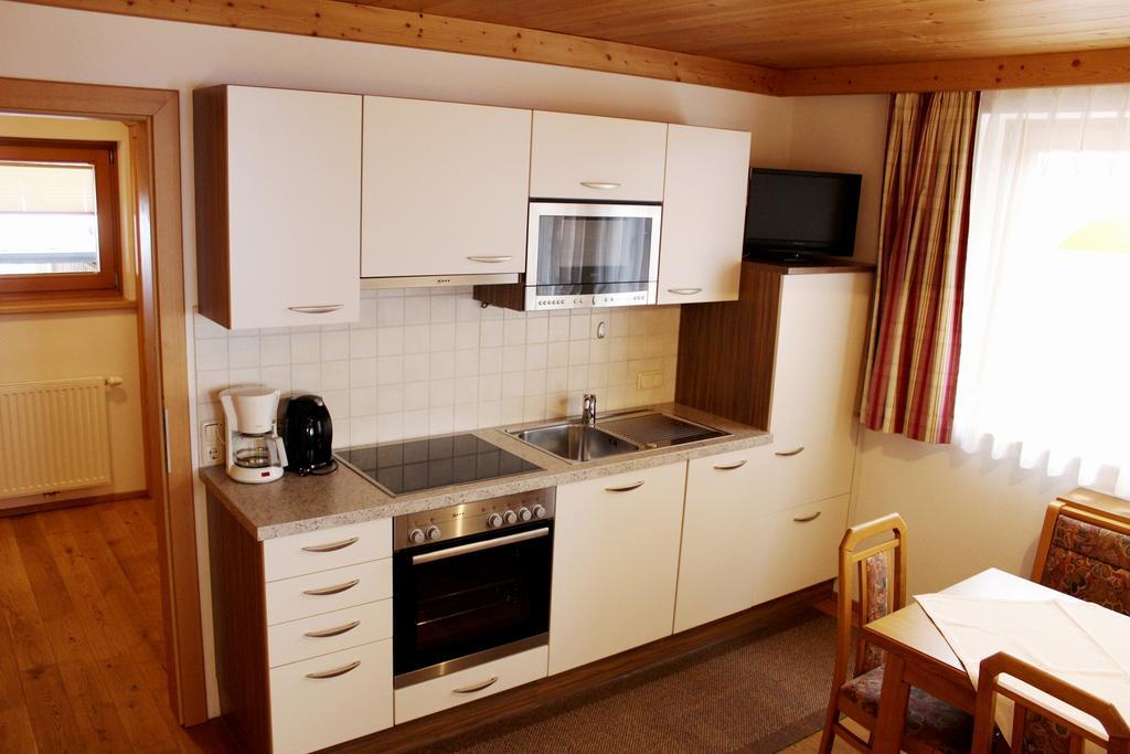 Gaestehaus Toferer กรอสซาร์ล ภายนอก รูปภาพ